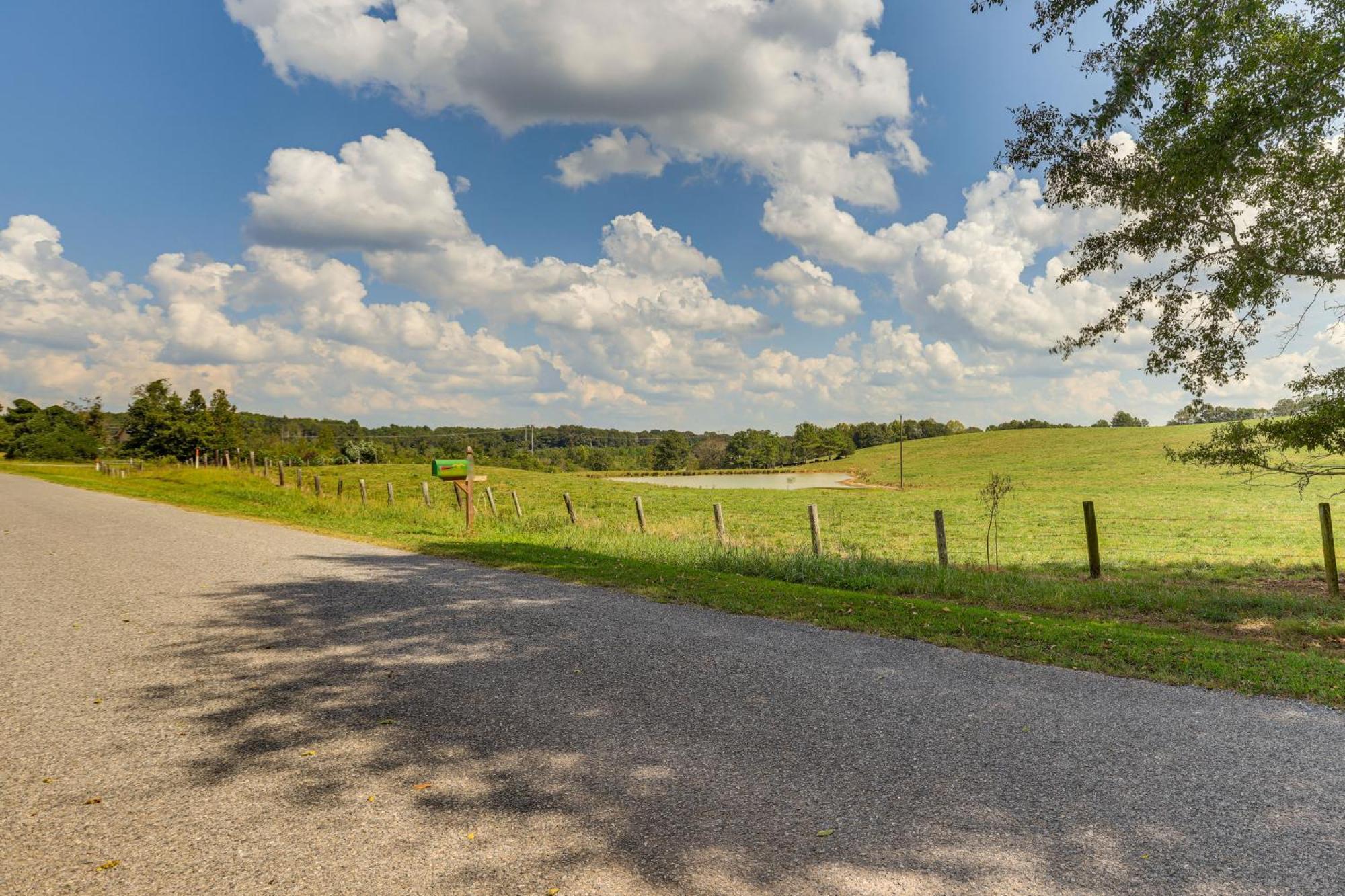 Country Home Near Lake Wedowee Patio And Fire Pit! Lineville エクステリア 写真